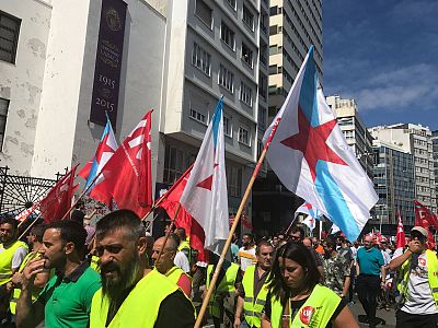 17-07-20 FolgaMetalManifaCorunha03.jpeg